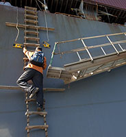 Marine-rope ladder.jpg